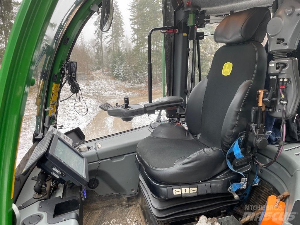 John Deere 1470 G Harvesters