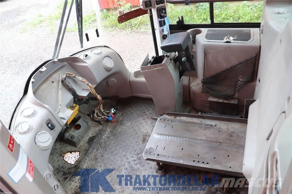Volvo L 180 F Cabine en interieur