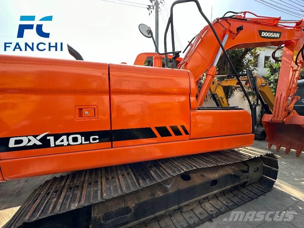 Doosan DX 140 LC Rupsgraafmachines
