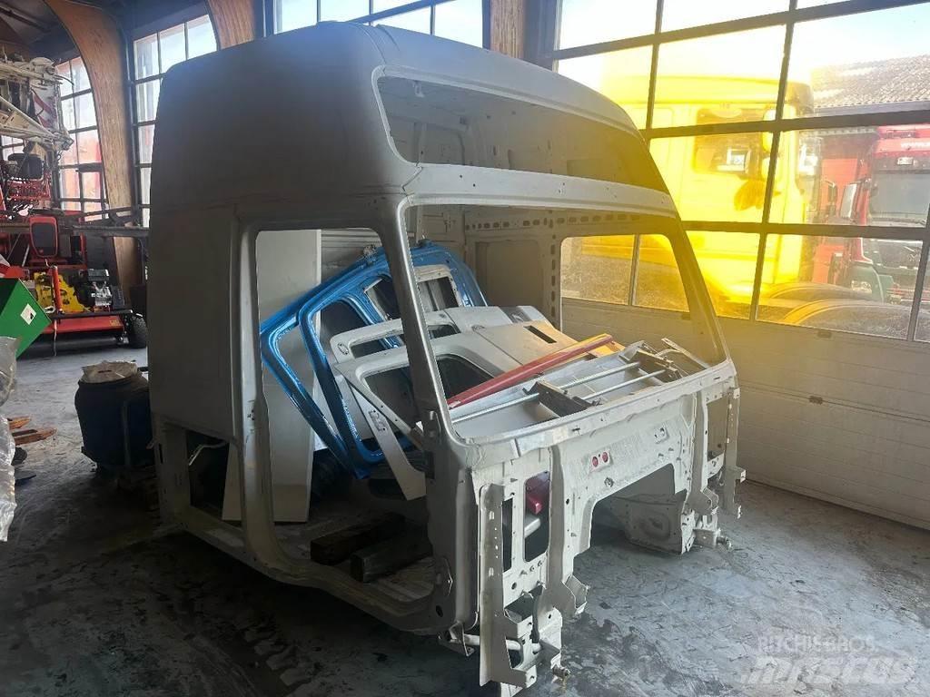 Volvo FH XL Cabine en interieur