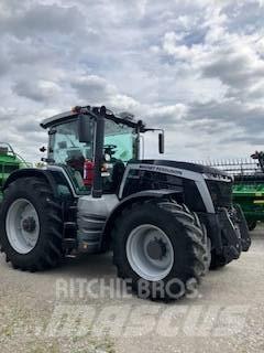 Massey Ferguson 8 S Tractoren