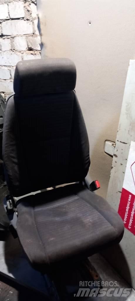 Scania R 420.   2401822 Cabine en interieur
