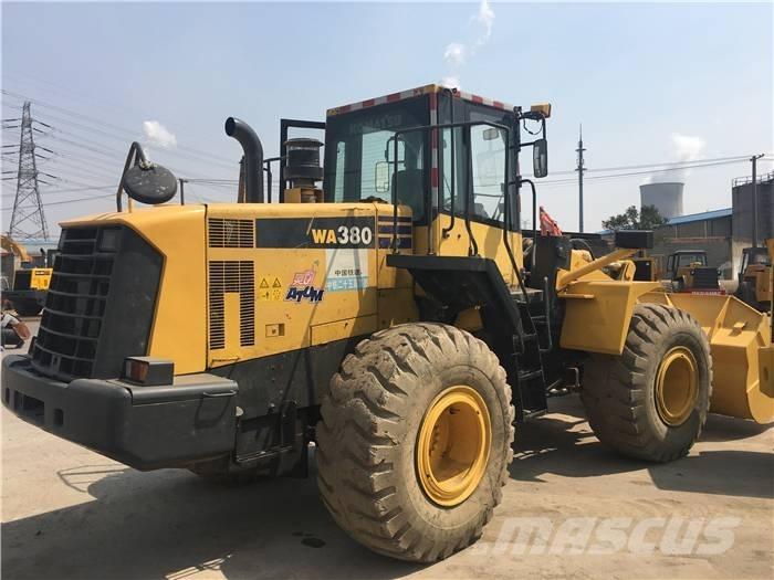 Komatsu WA 380 Wielladers