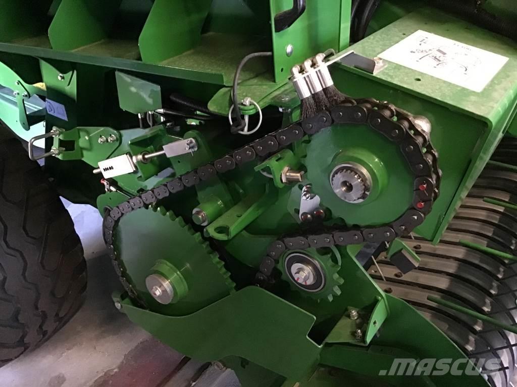 John Deere V461M Ronde-balenpersen