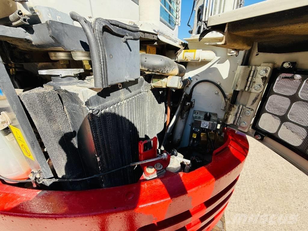 Takeuchi TB 138 FR Minigraafmachines < 7t
