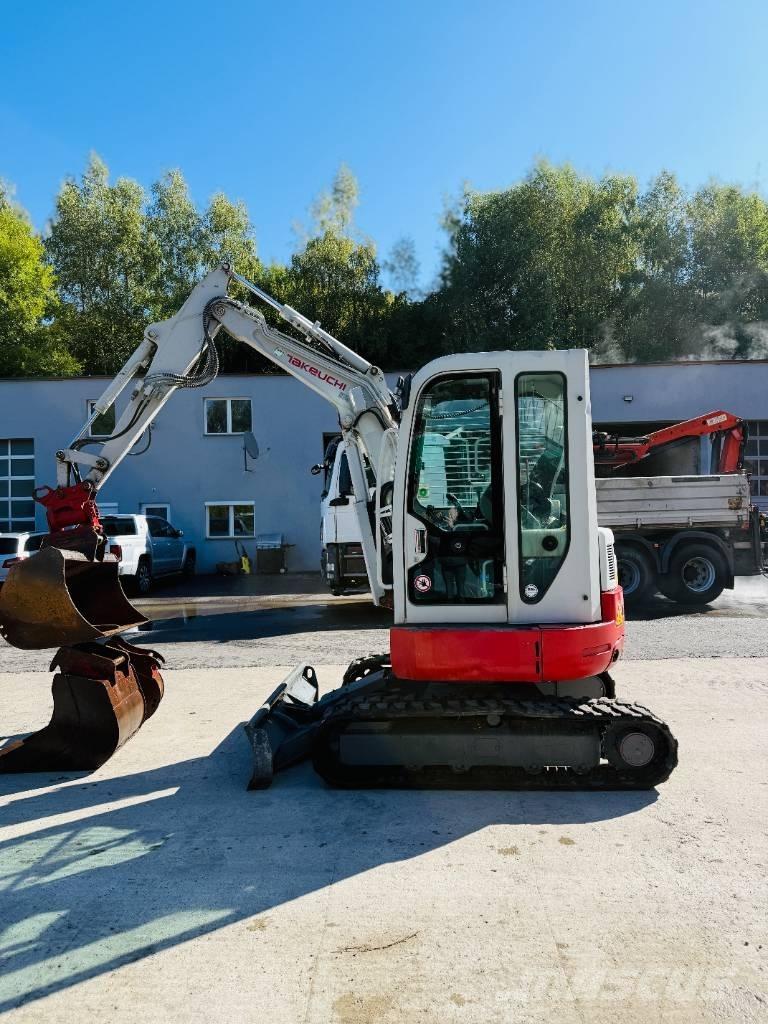 Takeuchi TB 138 FR Minigraafmachines < 7t