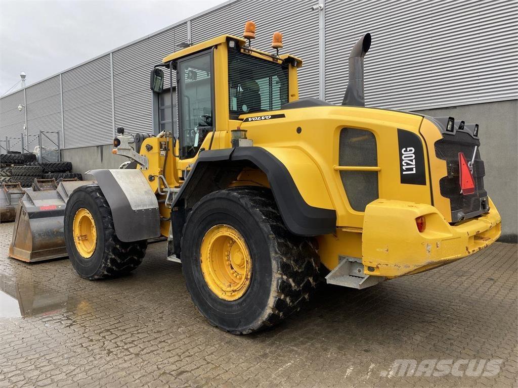 Volvo L120G Wielladers