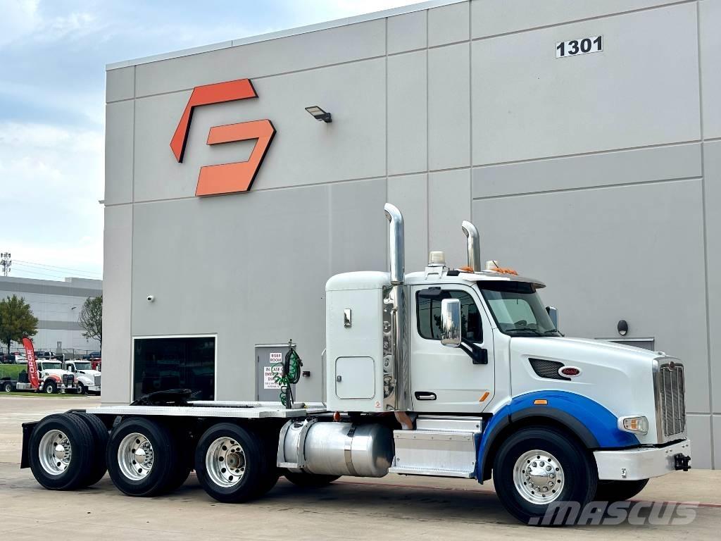 Peterbilt 567 Trekkers