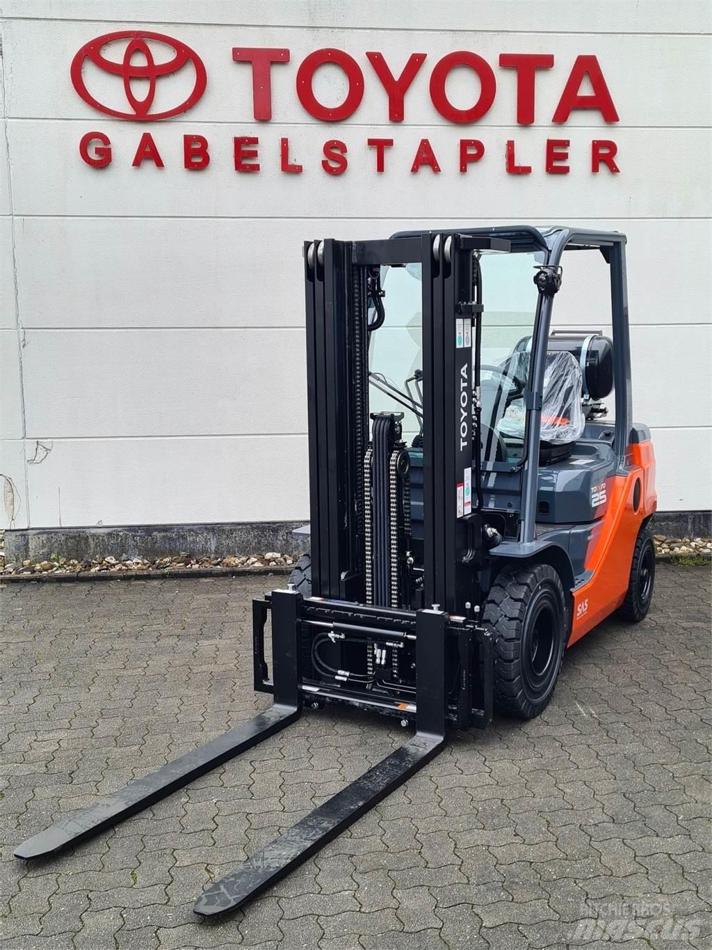 Toyota 02-8FGF25 LPG heftrucks