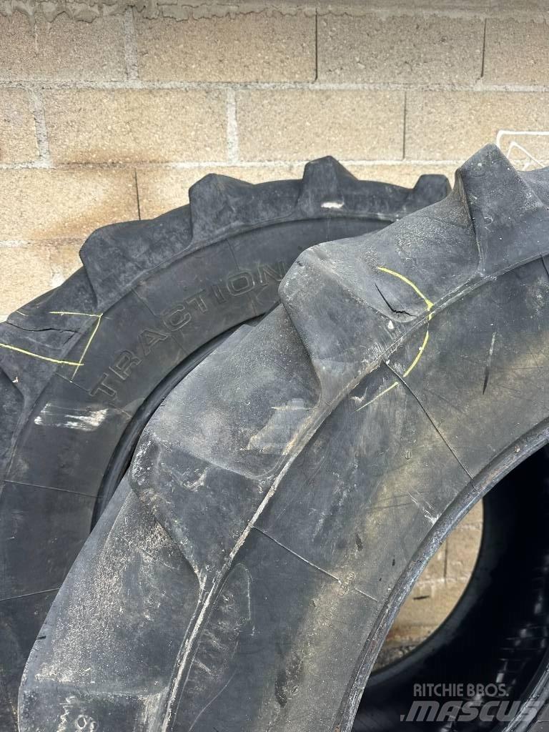 Barum 520/70R38 Banden, wielen en velgen