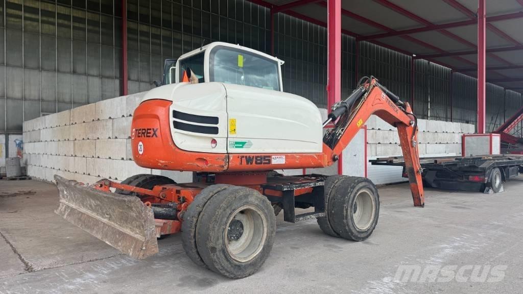 Yanmar TW 85 Wielgraafmachines