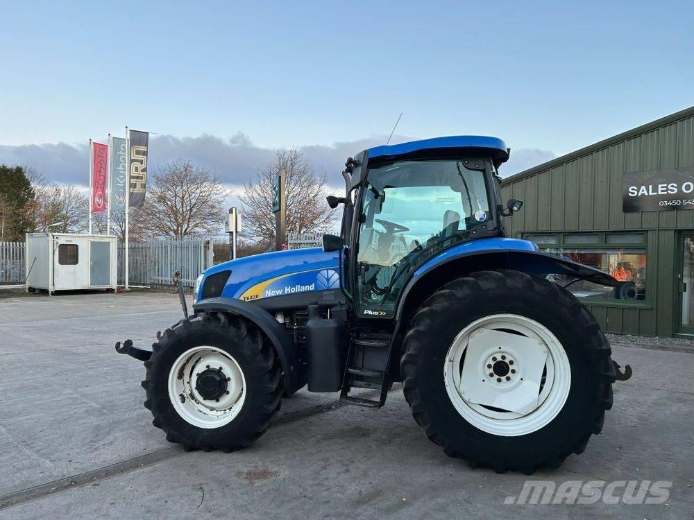 New Holland T 6030 Tractoren