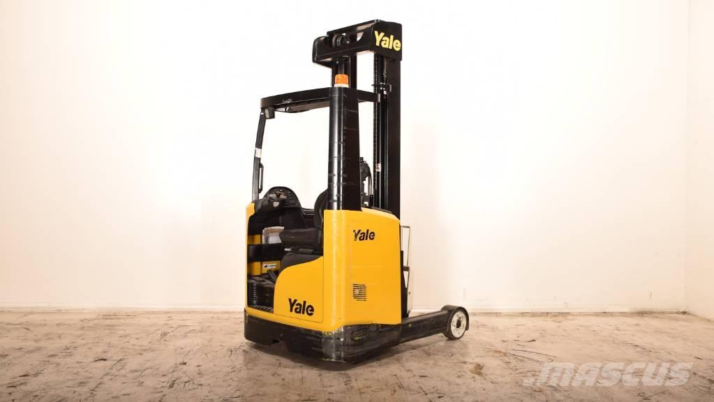 Yale MR14 Reachtruck voor hoog niveau