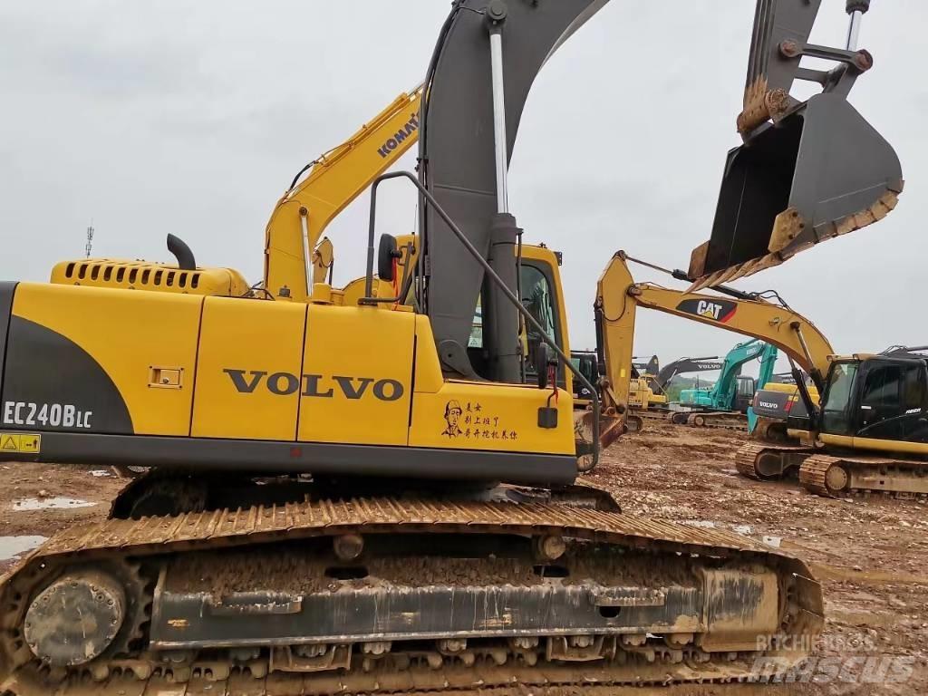 Volvo EC 240 B LC Rupsgraafmachines