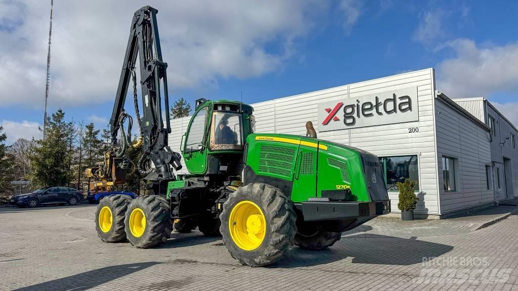 John Deere 1270 E Harvesters