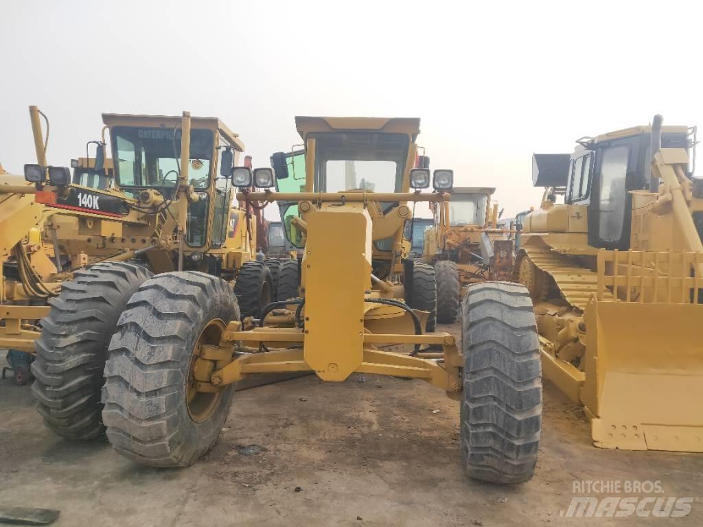 CAT 140K Graders