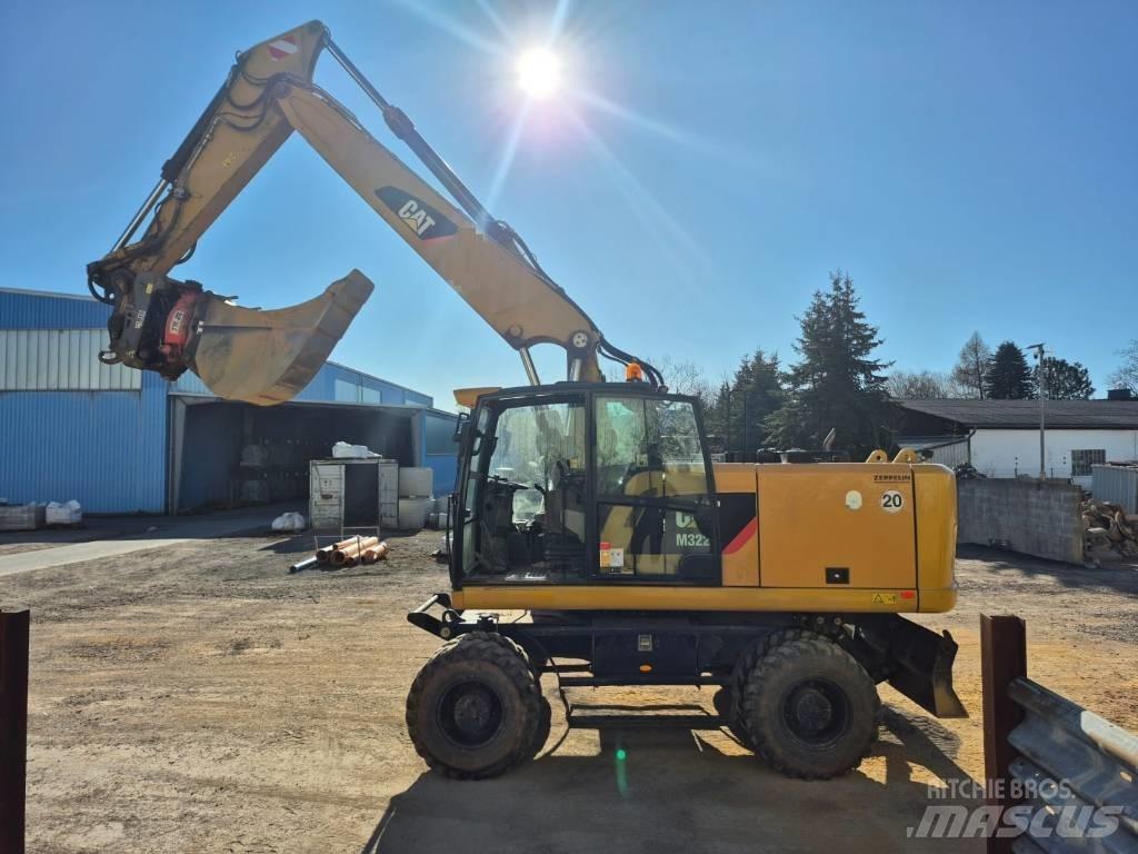 CAT M322F Wielgraafmachines