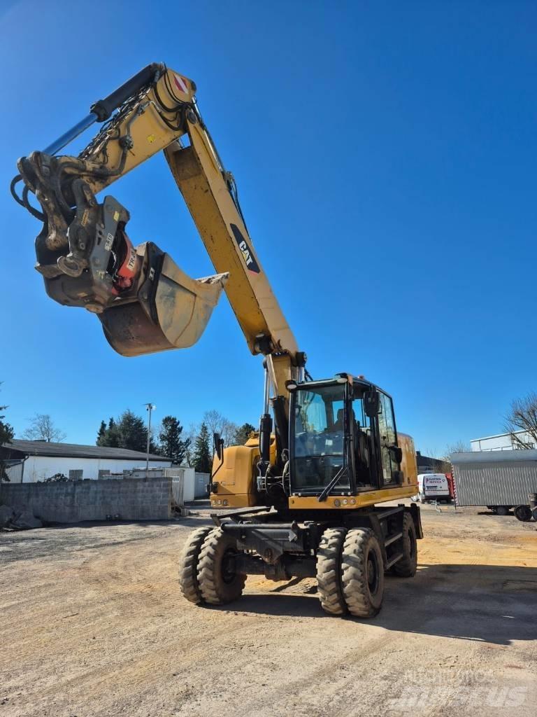 CAT M322F Wielgraafmachines