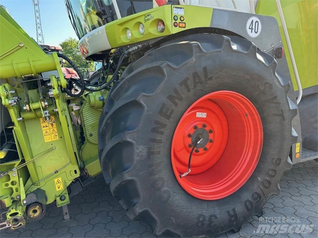 CLAAS Jaguar 970 Getrokken veldhakselaar