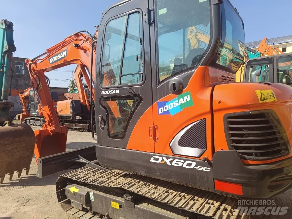Doosan DX 60-9 C Rupsgraafmachines