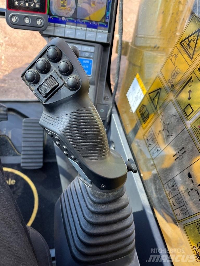 Komatsu HB 365LC-3E0 Rupsgraafmachines
