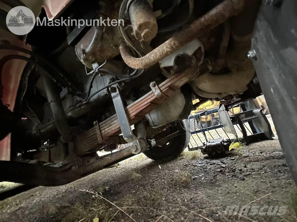 Scania T 143 H Trekkers