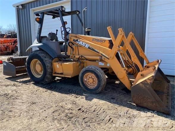CASE 570M XT Wielladers