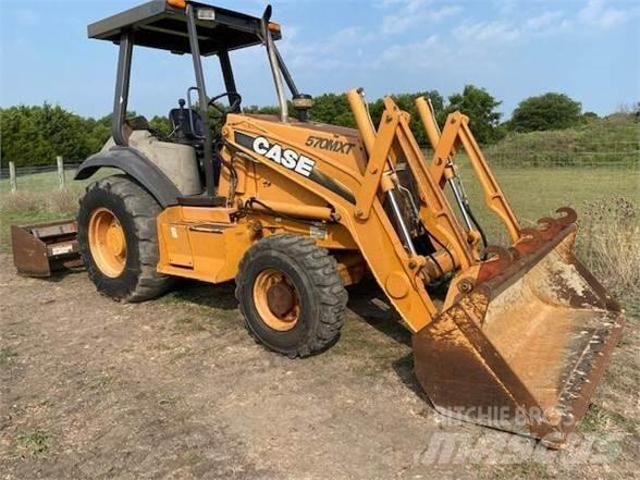 CASE 570M XT Wielladers