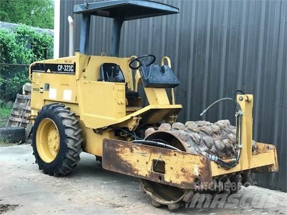 CAT CP-323C Trilrolwalsen