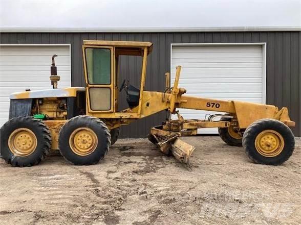 John Deere 570 Graders