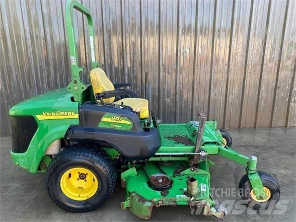 John Deere 997 Zero-turn grasmaaiers