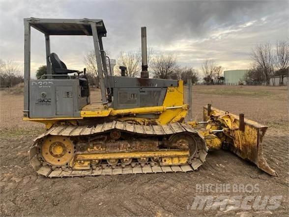 Komatsu D32P-1 Rupsdozers