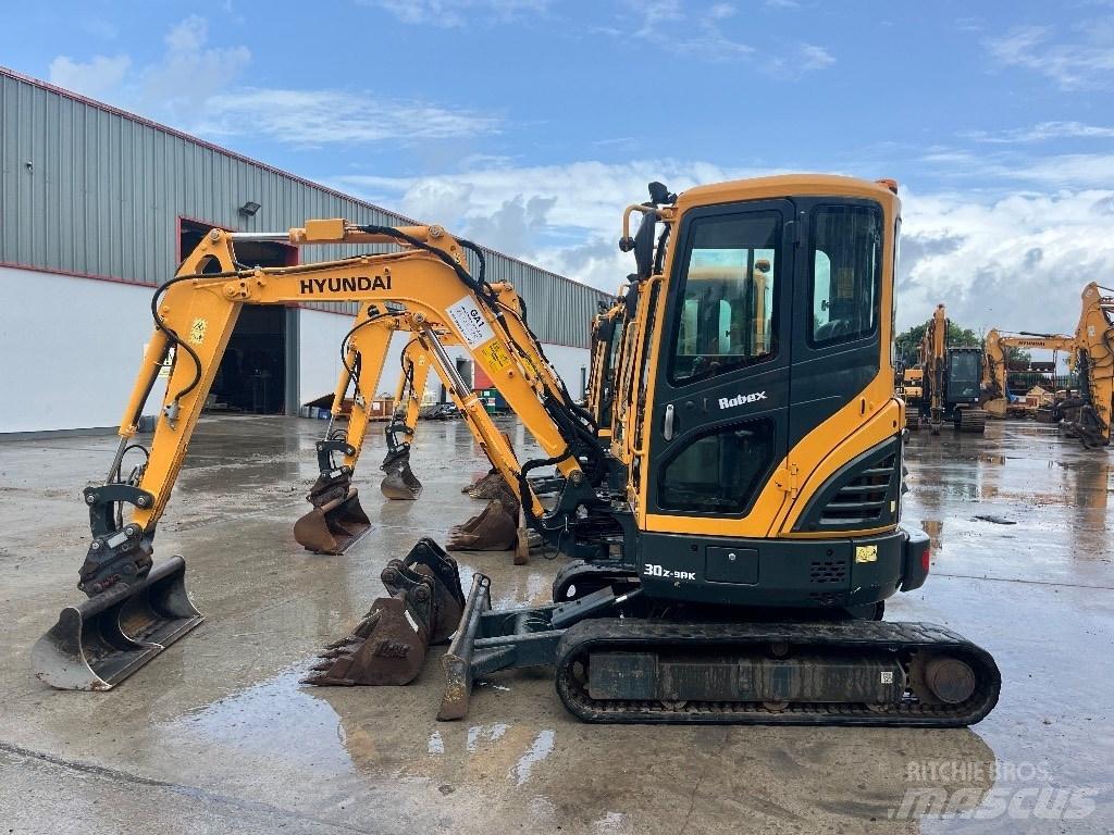 Hyundai R30 Z-9AK Minigraafmachines < 7t
