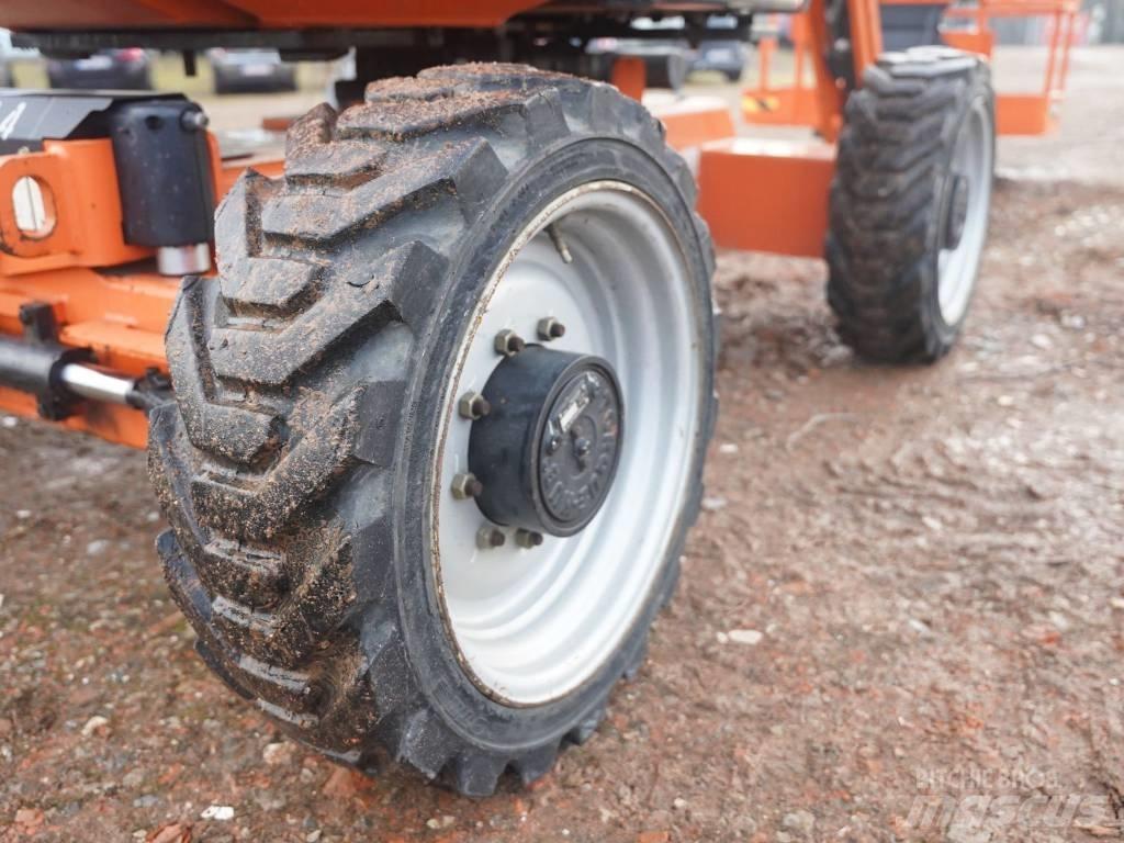 JLG 340 AJ Knikarmhoogwerkers