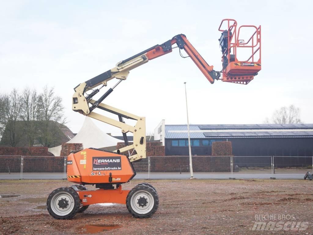 JLG 340 AJ Knikarmhoogwerkers