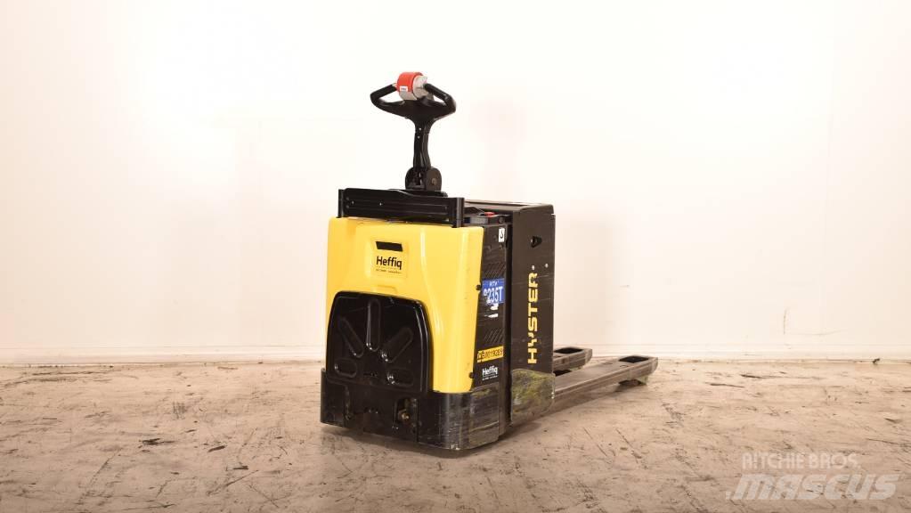 Hyster P 2.0 S Pallettruck met meerij platform