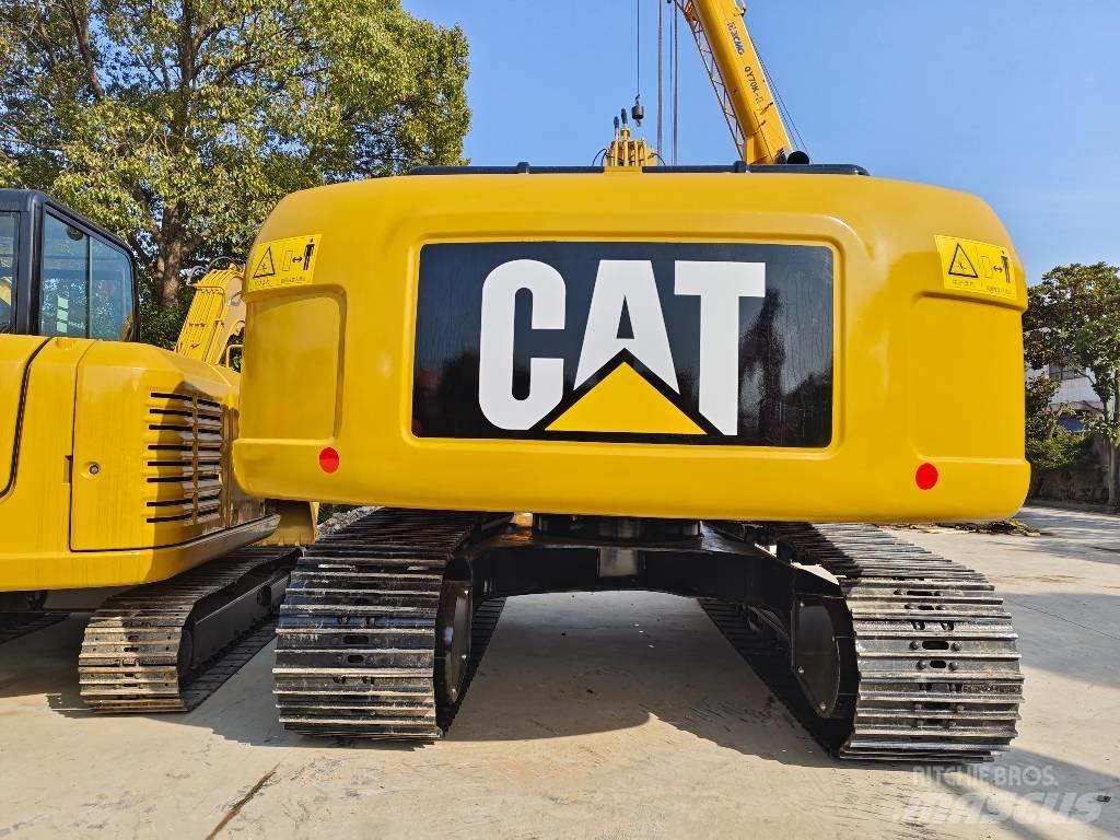 CAT 320 D Rupsgraafmachines
