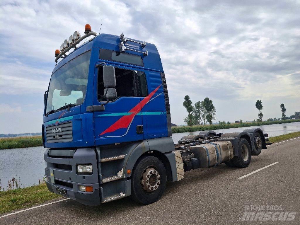 MAN TGA 26.390 6X2 Chassis met cabine