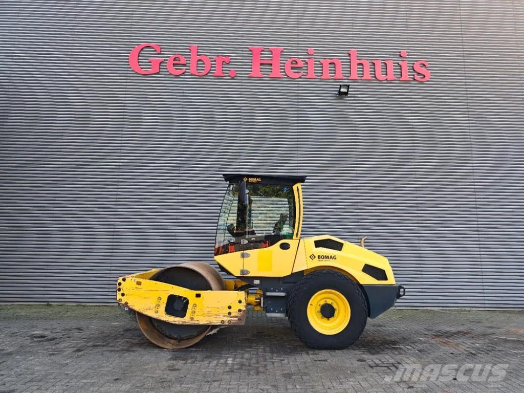 Bomag BW 177 D-5 Bandenwalsen