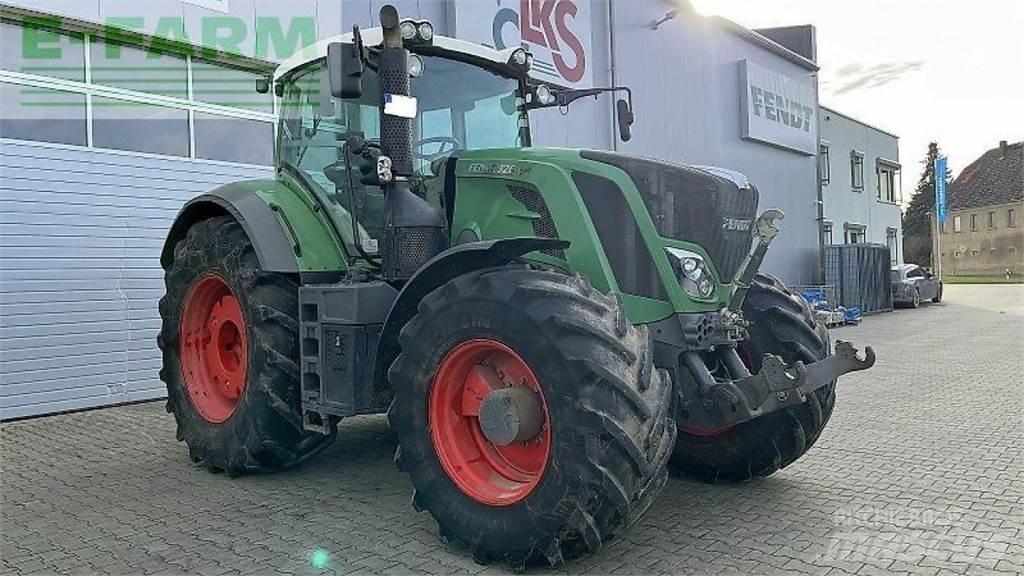 Fendt 826 s4 profi+ Tractoren