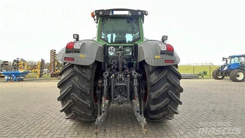 Fendt 826 s4 profi+ Tractoren