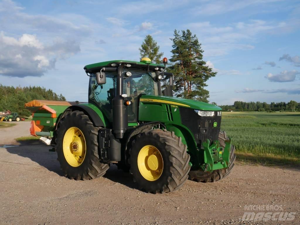 John Deere 7250 R Tractoren