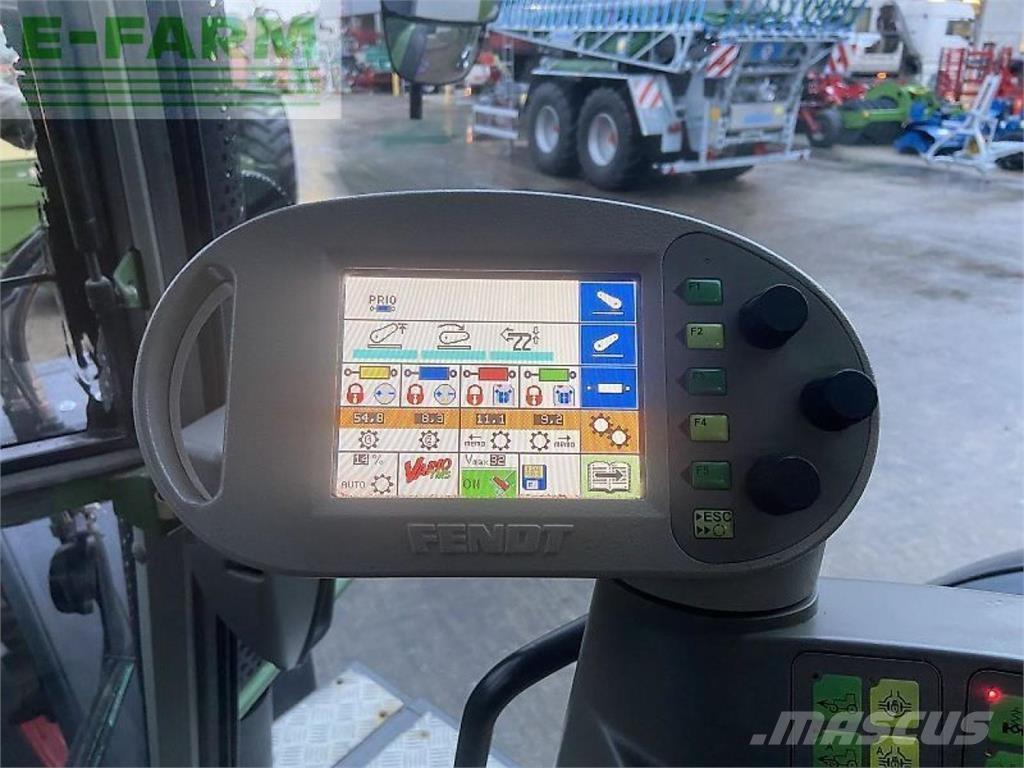 Fendt 820 vario Tractoren