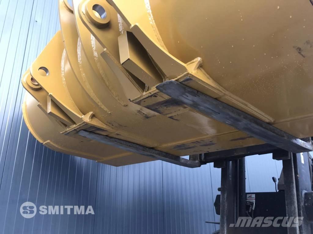 CAT 950M Bakken