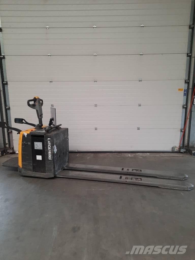 UniCarriers PMR200P Pallettruck met meerij platform