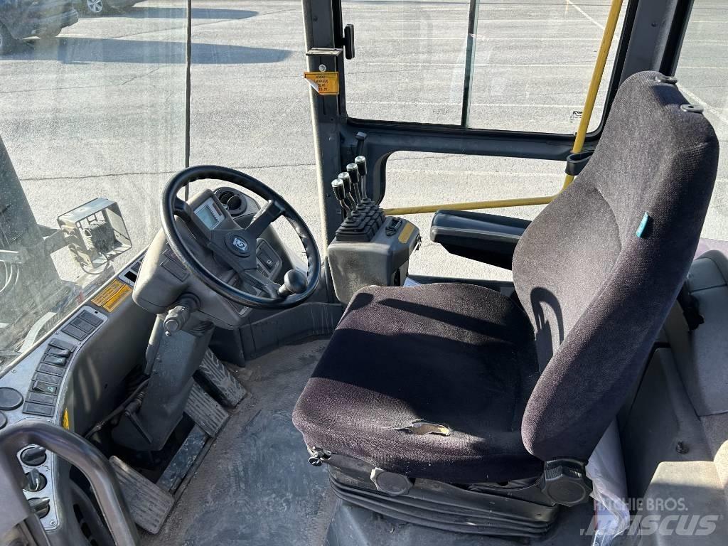 Kalmar DCE70-6 Diesel heftrucks