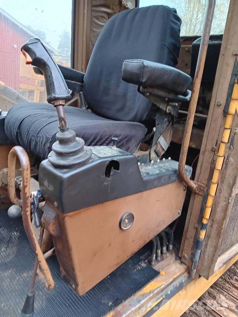 CAT 219 LC Rupsgraafmachines