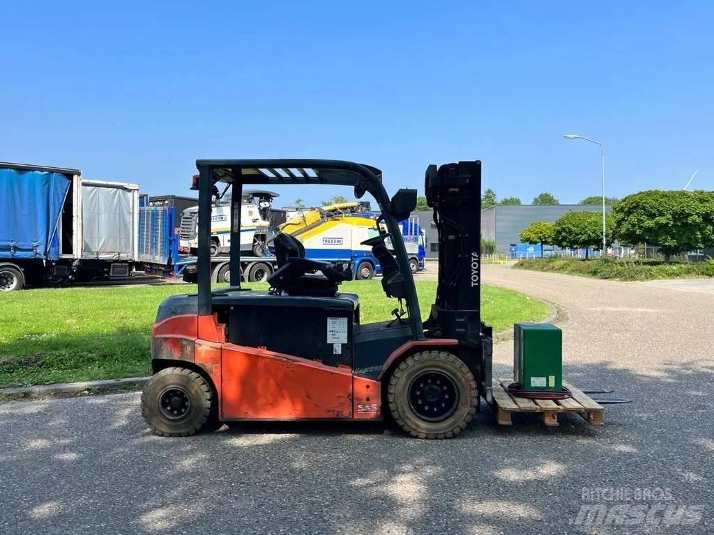 Toyota 8FBMT40 Elektrische heftrucks