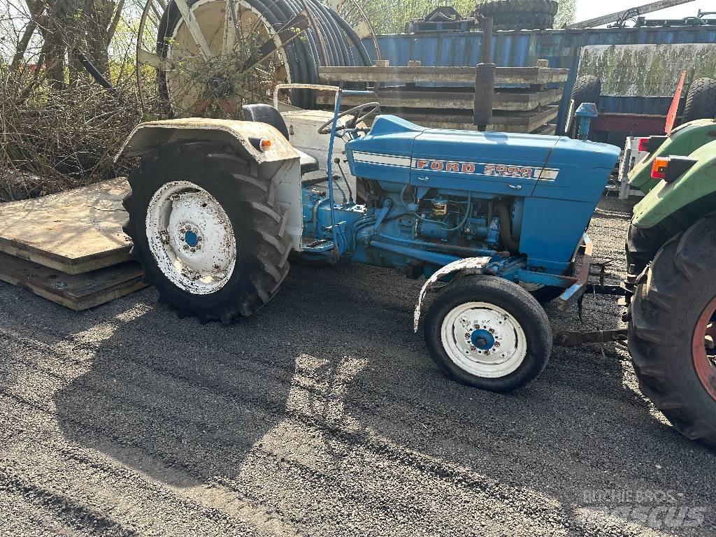 Ford 2000 Tractoren