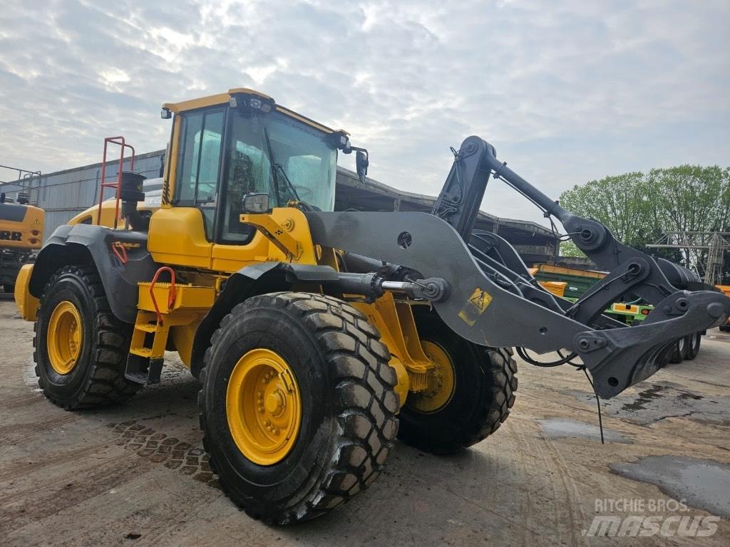 Volvo L 110 H Wielladers